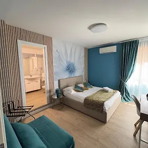 Bed & Breakfast Casa Flowers, Ciampino